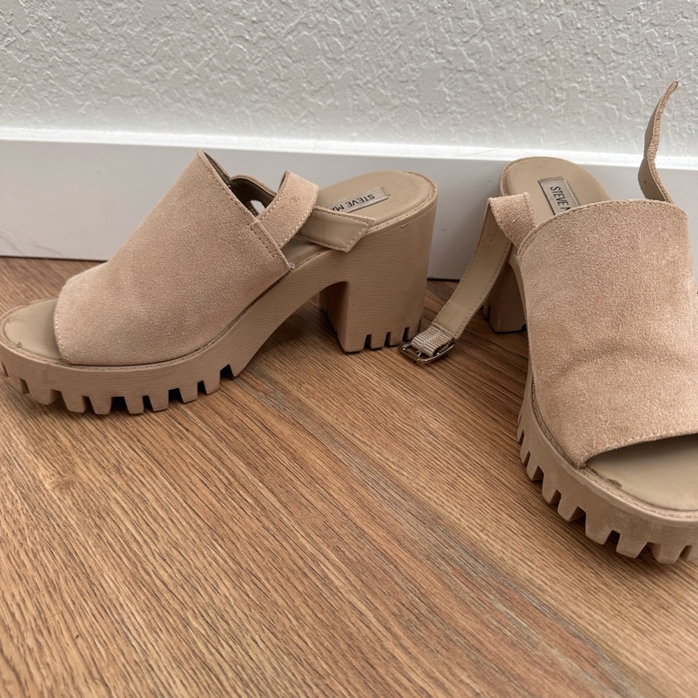 STEVE MADDEN | Sunnyside Heeled Sandal